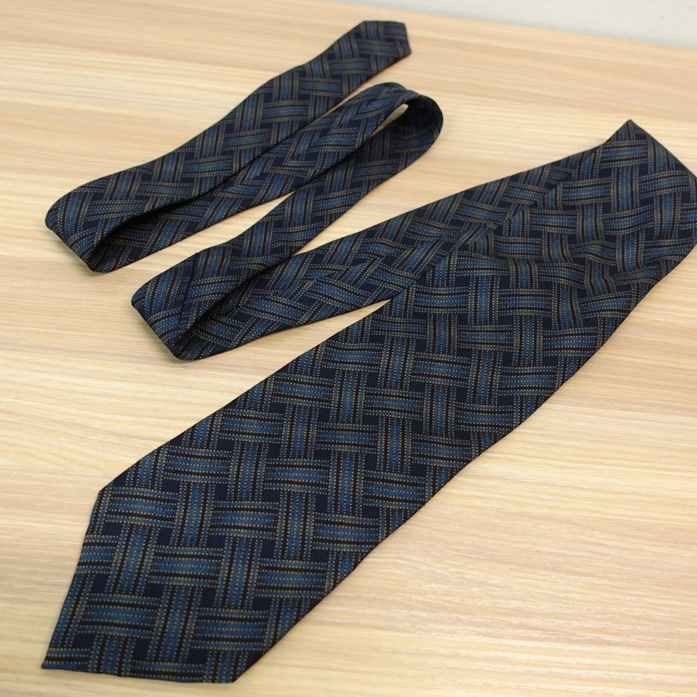 BARNEYS NEW YORK  Basketweave Tie Mens Blue Navy Gold Silk Italian Luxury Career
